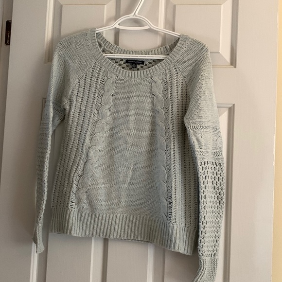 Super soft & comfy AE 🦅 sweater - Picture 1 of 10